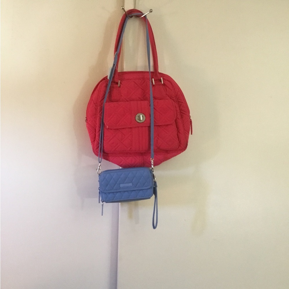 Bundle of purses